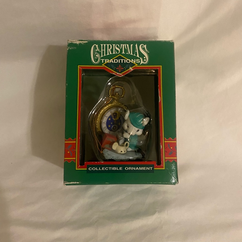 Lustre Fame 1994 Christmas Tradition Mouse Vintage Collectible Ornament - Picture 2 of 5